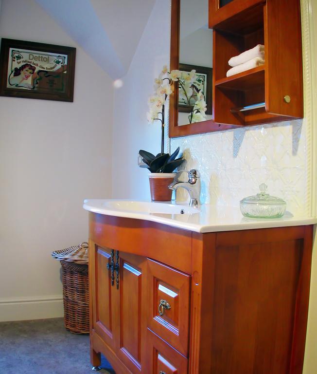 Ellie'S Place On City Park Launceston Room photo