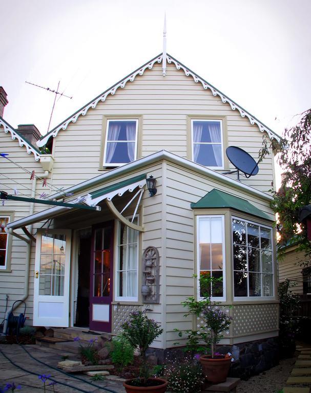 Ellie'S Place On City Park Launceston Room photo