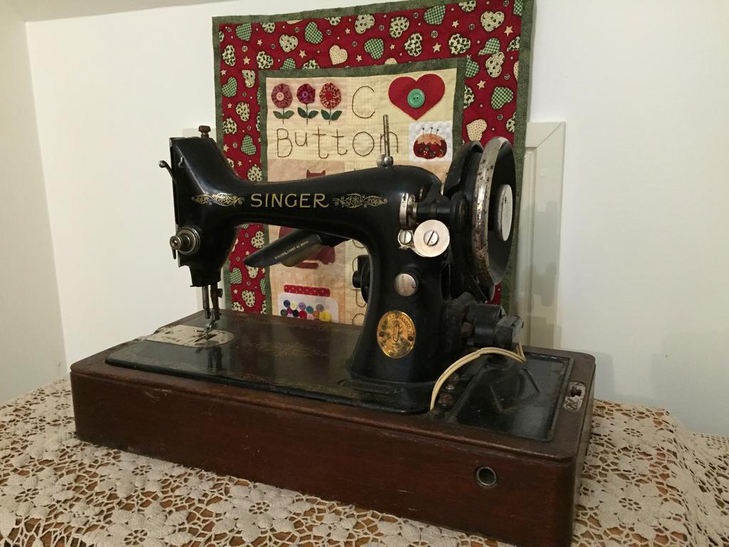 Ellie'S Place On City Park Launceston Room photo